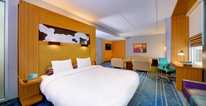 Vivanta Ahmedabad Sg Highway Exterior photo